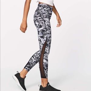 Lululemon Train Times 7/8 Pant (25”)